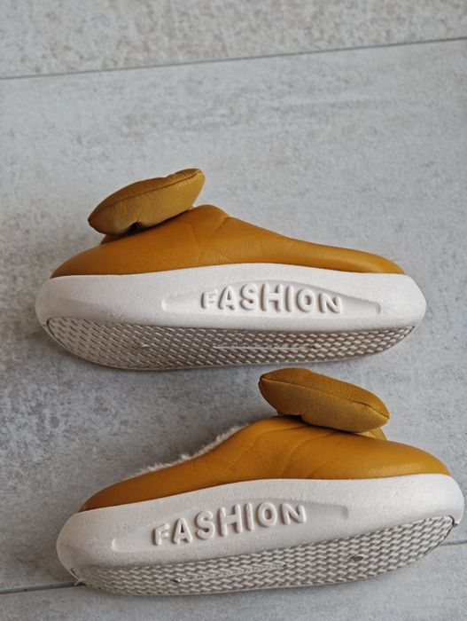 Тапочки детские для девочек продаются