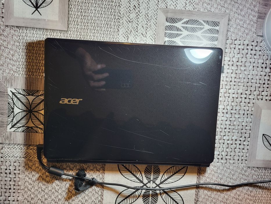 Laptop Acer cu Touchscreen 500GB