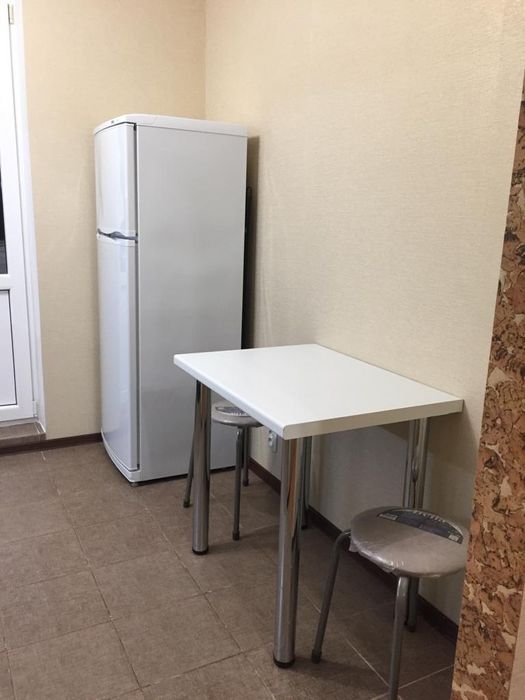 1 комн Центр маг.Лакомка,1 школа