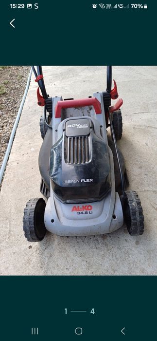 Masina de tuns iarba