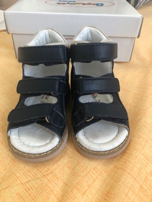 Ортопедические сандали