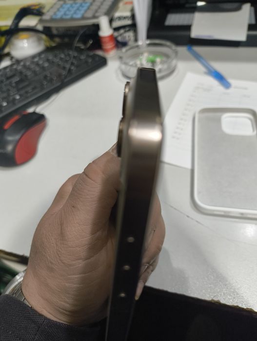 Vand iphone 16 pro max 256 gb ca nou