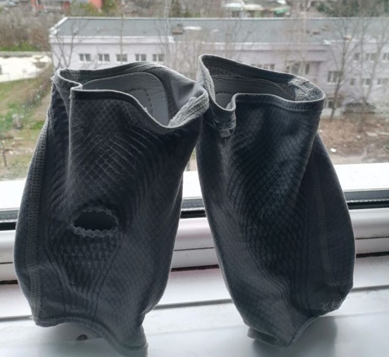 Продавам футболни кори с чорап Nike