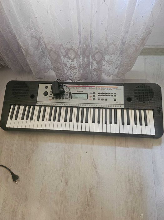 Yamaha YPT-260 електронен клавир
