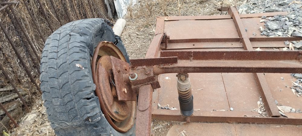 Продам прицеп на легковую