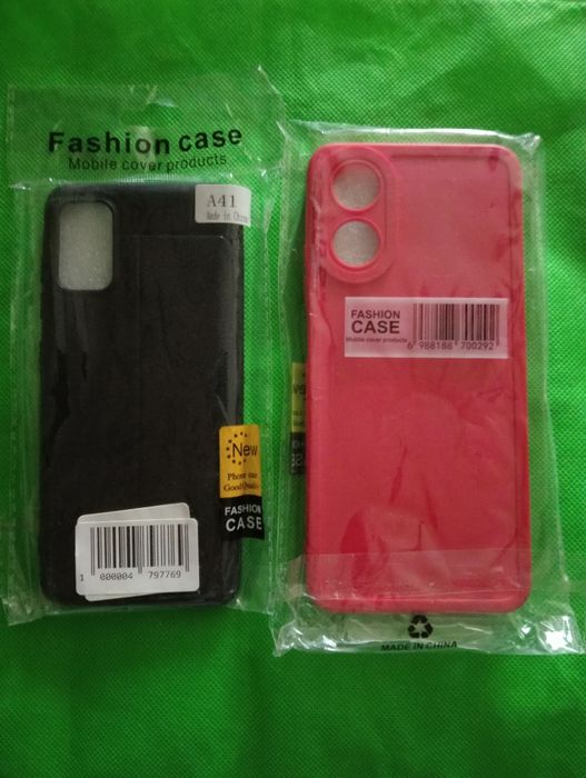 Продам чехлы Samsung iPhone