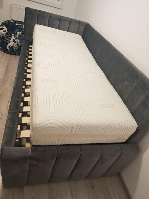 Slatea spumă 80/200 NOUĂ