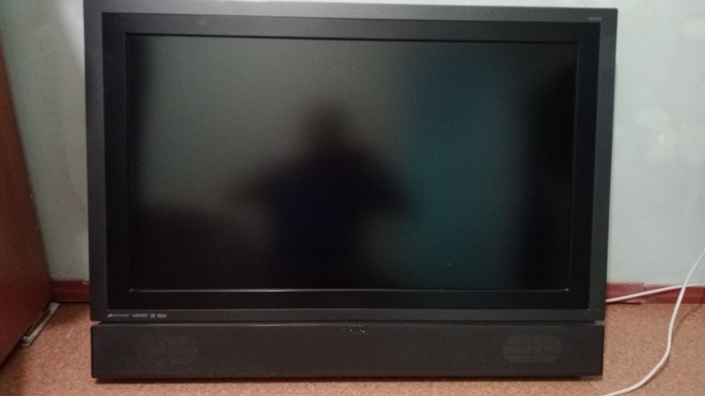 Продам цветной телевизор