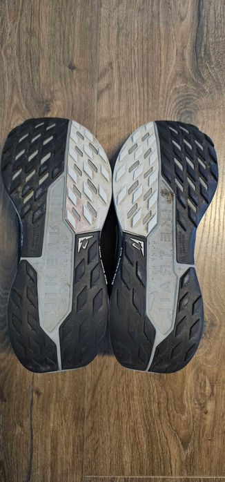 Nike Pegasus TRAIL 5 GTX mărimea 38