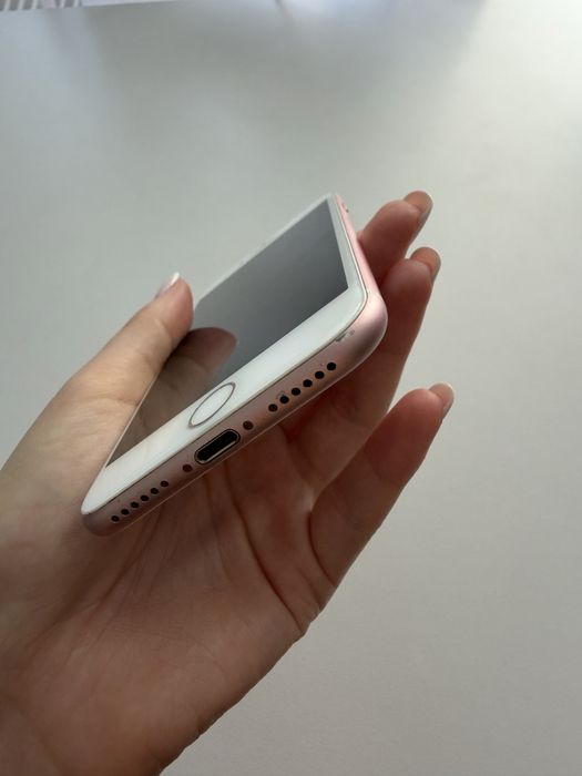 iPhone 7 32GB – Stare foarte bună – Funcțional