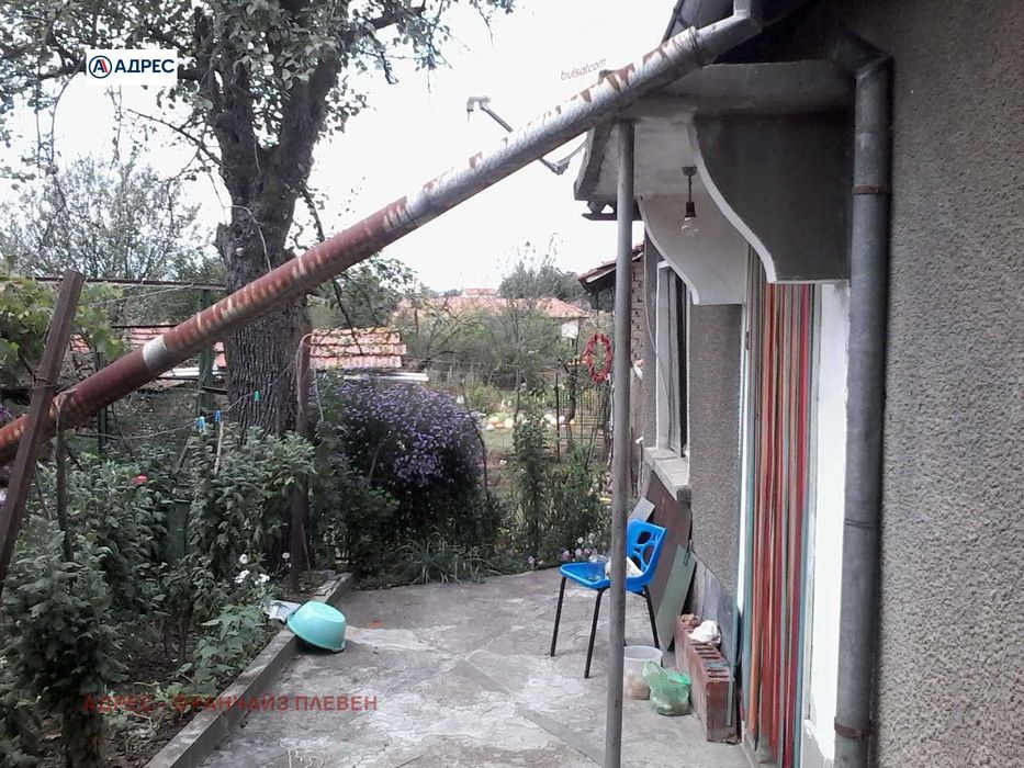 Продава се Къща в с. Дойренци, Област Ловеч - 80 кв.м за 160 €/кв.м - Снимка #2