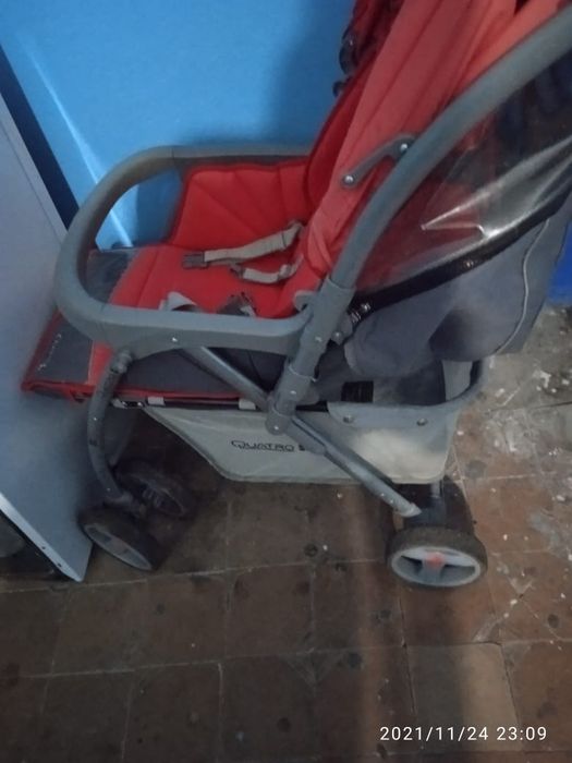 Детская коляска.