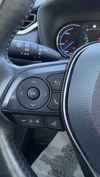 Toyota RAV4 Hybrid, proprietar, garantie Toyota