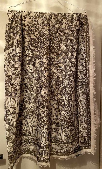 Оригинален шал, Mcqueen