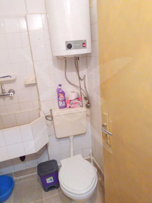 Дава се под наем Едностаен апартамент в Лъки - 26 кв.м за 13800 € - Снимка #5