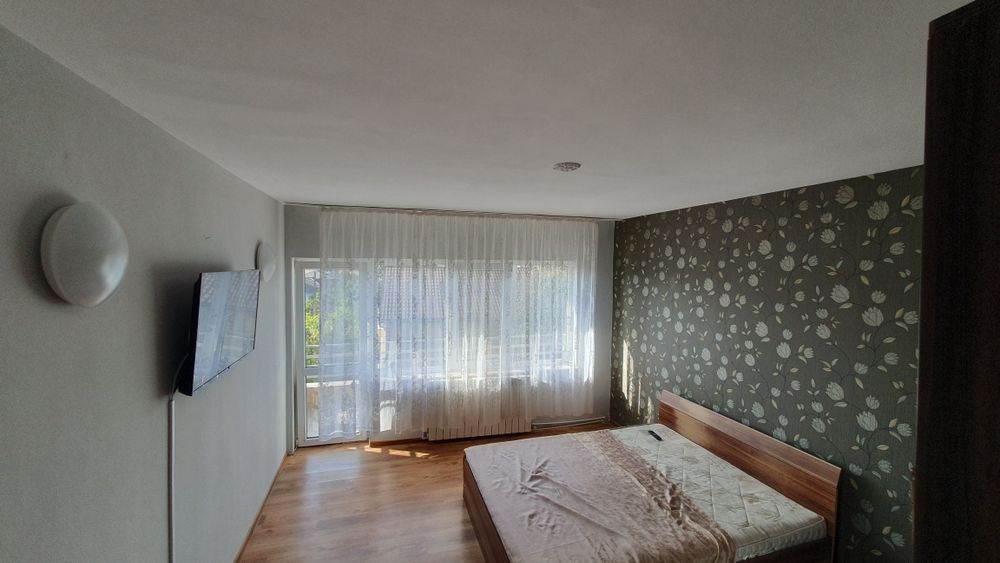 Casa de inchirait lakeside ovidiu sud