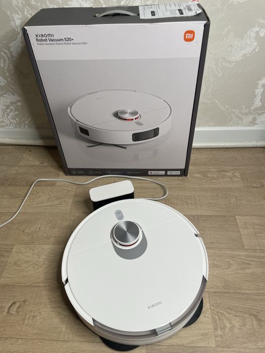 Робот пылесос  Xiaomi robot vacuum s20+