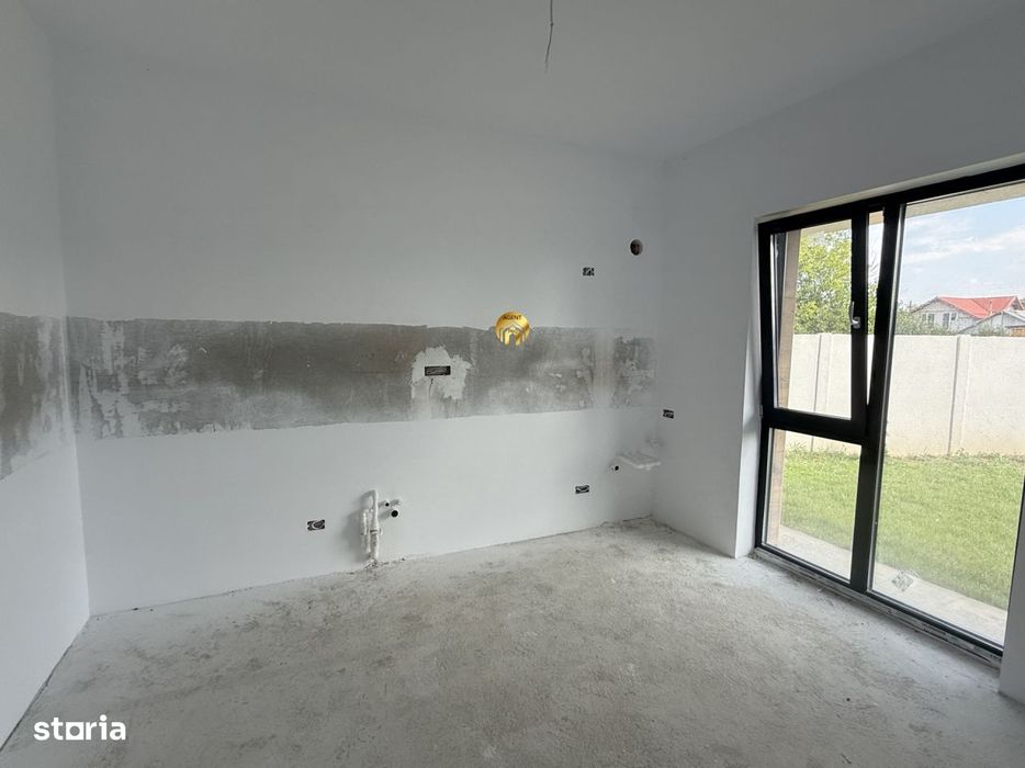 Casa de vanzare, P+1, 4 camere, 2 bai, teren 270mp