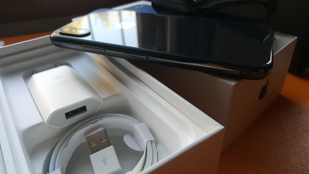 Iphone X Black + Apple Watch 3 Cellular