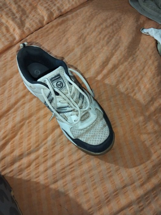 Adidași măsura 46