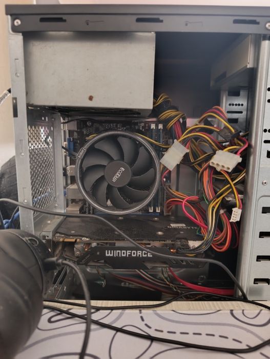 Продам компьютер подходит для игр