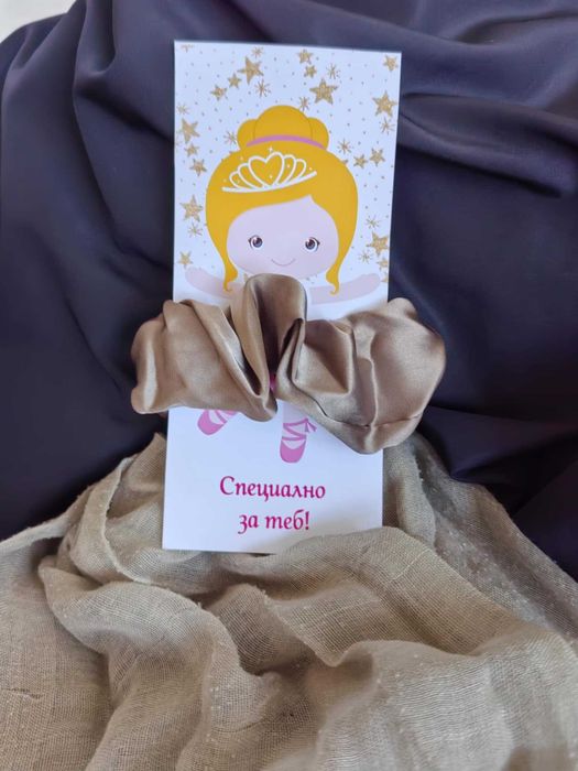 Ръчно изработени скрънчита за коса