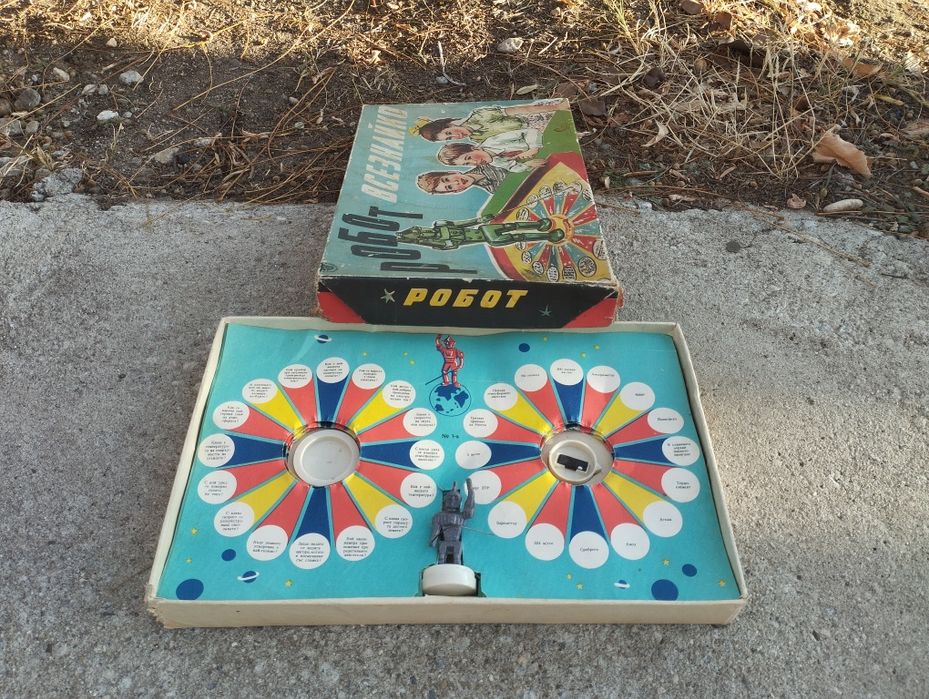 Настолна игра Робот Всезнайко