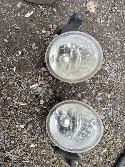 Запчасти Субару форестер левое сторона фар