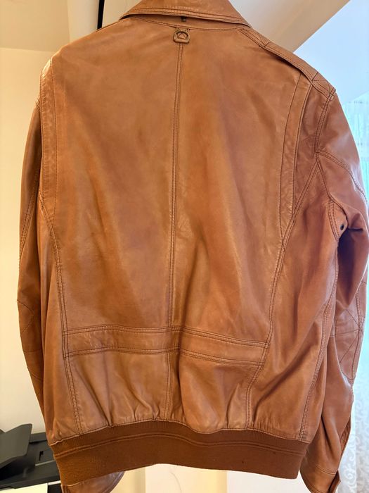 Geaca din piele Massimo Dutti marimea xl