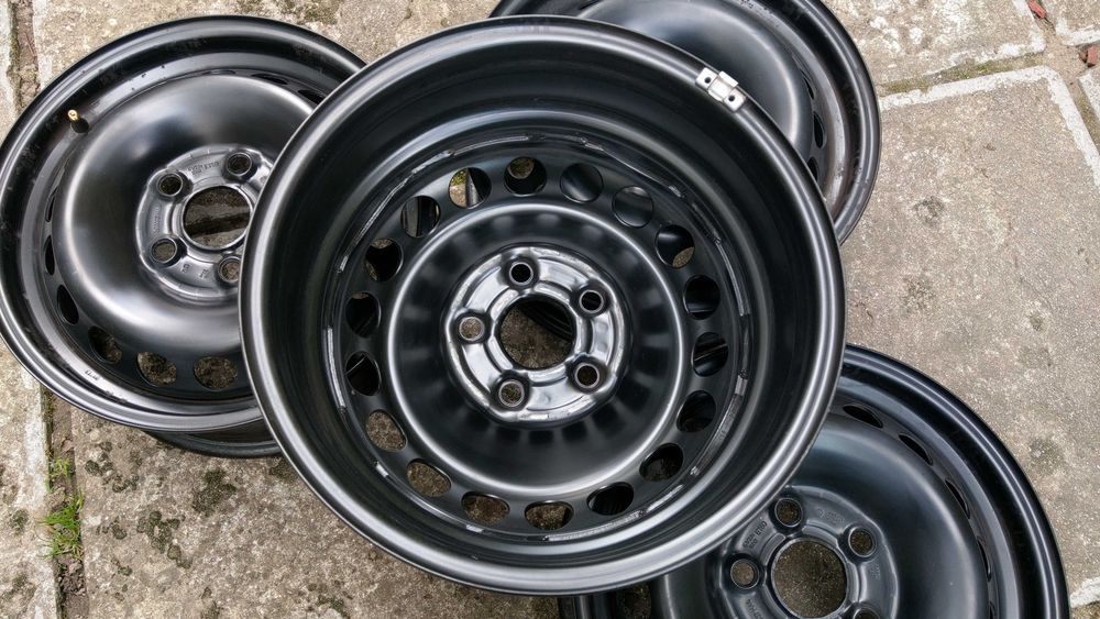 Jante VW pe 16 originale T5 T6 Caravelle 5x120 stare perfecta + capace originale