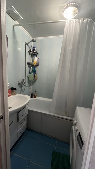 Продам 1 ком квартиру в 11 мкр