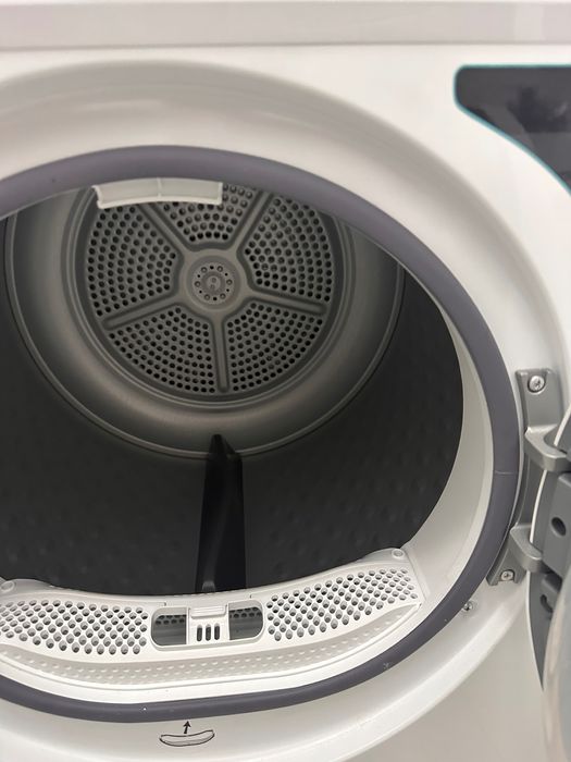 Uscător rufe Samus SGDP-924, 9 kg, aproape nou – folosit de câteva ori