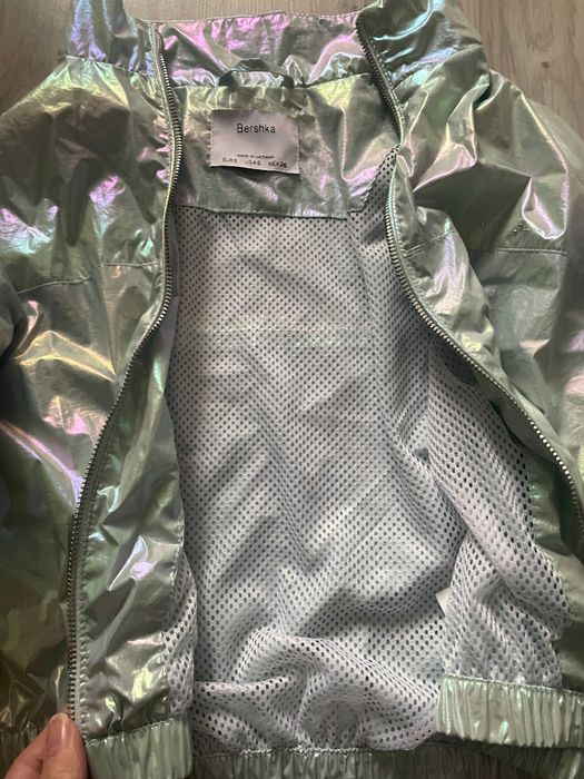 Дамско якенце Bershka