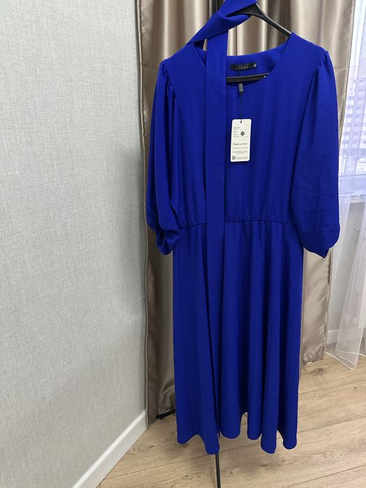 Продам новое платье