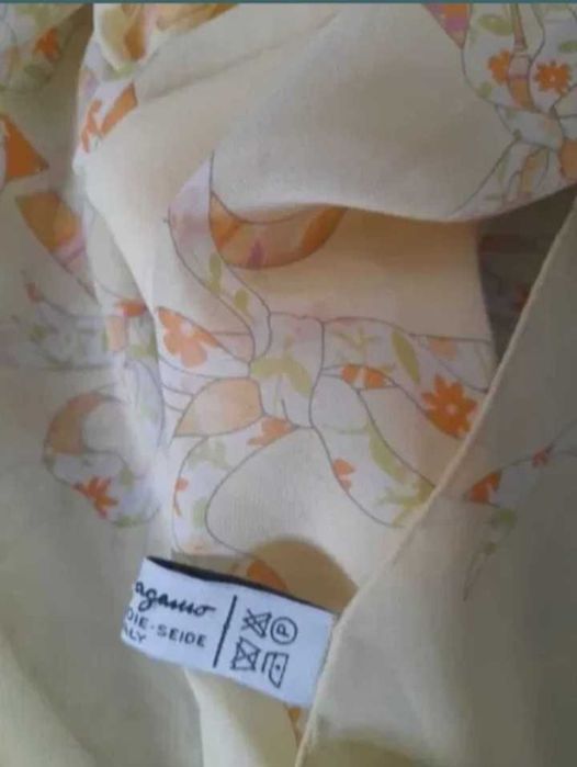 Esarfa Ferragamo, matase naturala, 170 lei