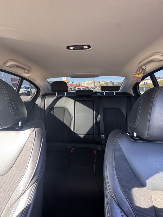 Bmw g20 330e. Vand urgent