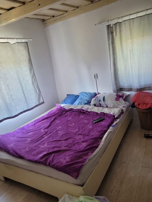 Inchiriez casa cu 2 camere