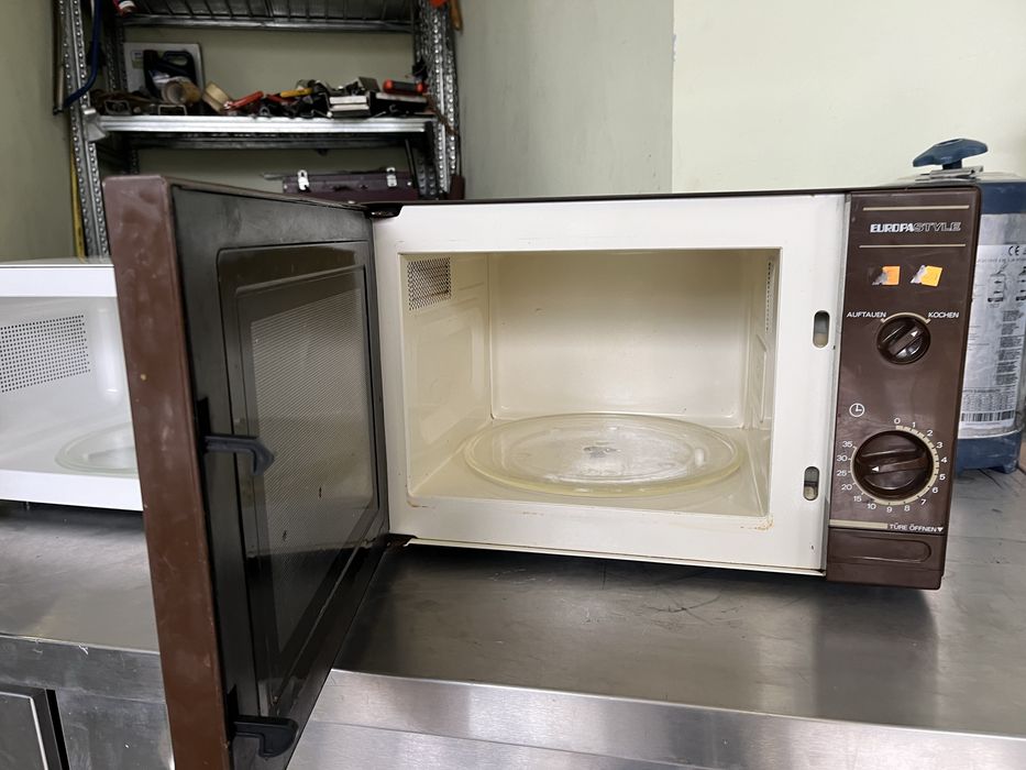 Микровълнова фурна