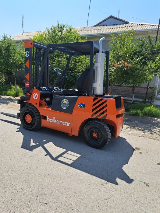 Автокара.сотилади.3.тоннали.холати.зур.ишга.таййор