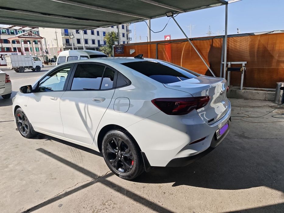 Onix redline sotiladi 55 ming yurgan prapan gaz qoyilgan