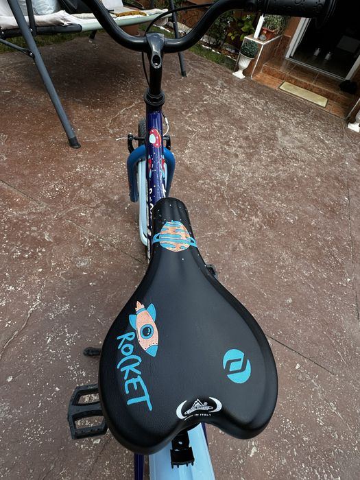 Bicicletă copii 6-8 ani