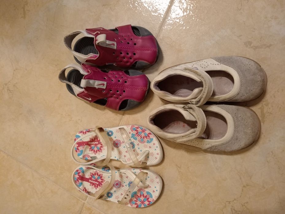 Set sandale copii Nike, elefanten, mărimea 22