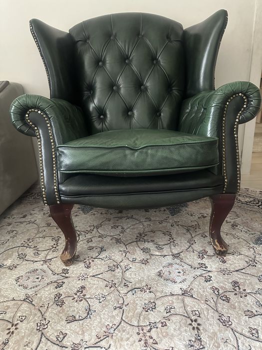 Кожаное кресло, винтаж