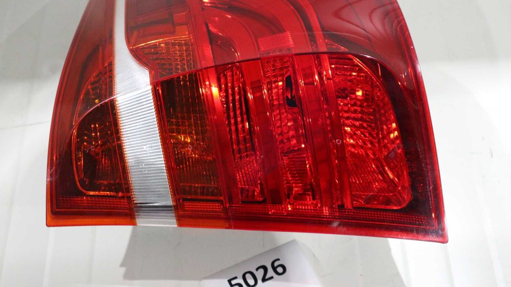 Десен външен стоп Н7 с крушки БМВ Х3 Ф25