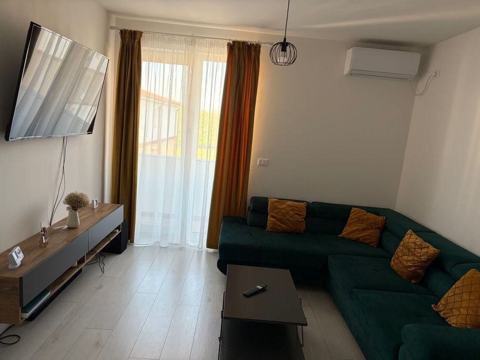Apartament 2 camere, bucatarie inchisa