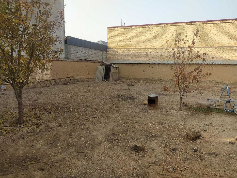 Ховли сотилади Режалар У/н ЕР Олиш вакти! 3 хона  7 сотик Кибрай  рн