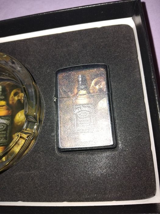 Пепелник и запалка Jack daniels Нови !
