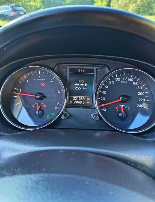 Vand Nissan Qashqai j10