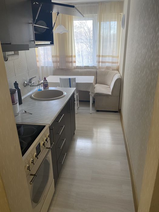 Дава се под наем Двустаен апартамент в Русе, Здравец Изток - 68 кв.м за 280.5 € - Снимка #4