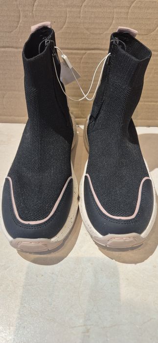 Сникърси Zara 34 номер